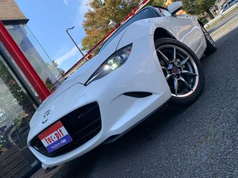 Mazda MX-5 (Roadster)