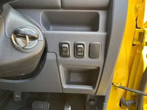 Daihatsu Naked