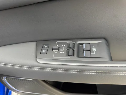 Jaguar XEL