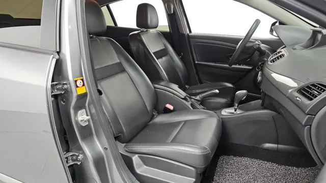 Renault SM3