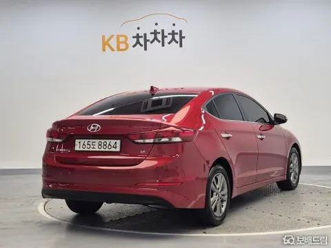 Hyundai Elantra (Avante)