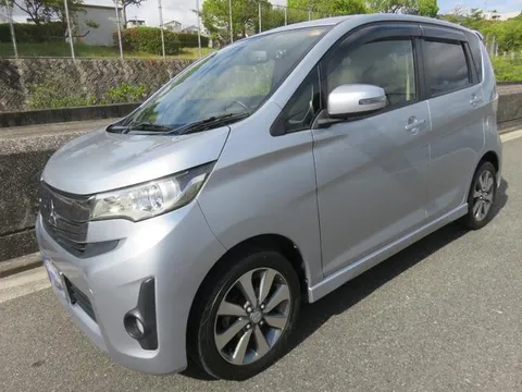 Mitsubishi eK Custom