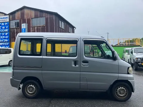Mitsubishi Minicab Van