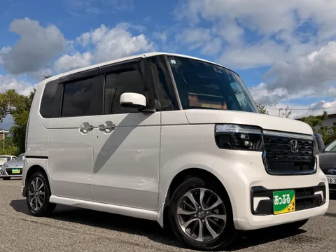 Honda N-BOX Custom