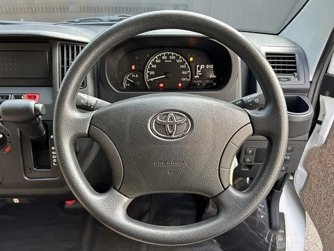 Toyota TownAce Van