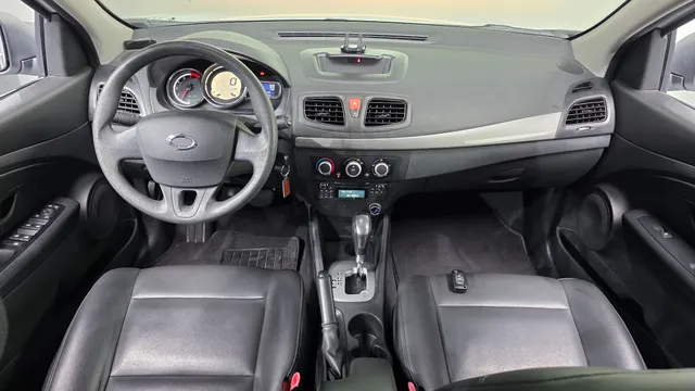 Renault SM3