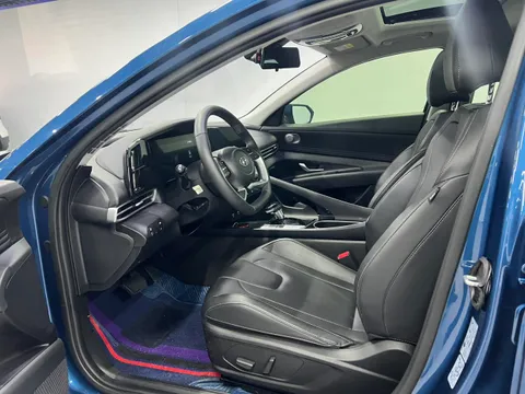 Hyundai Elantra (Avante)