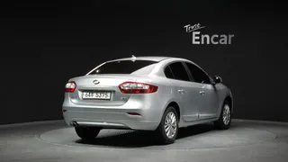 Renault SM3