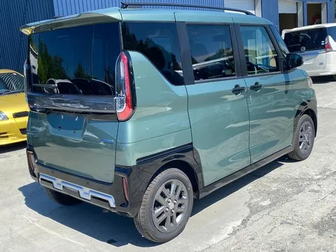 Mitsubishi Delica Mini