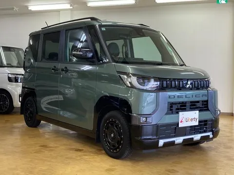 Mitsubishi Delica Mini