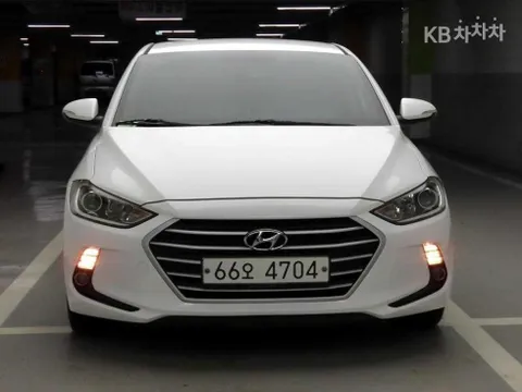 Hyundai Elantra (Avante)