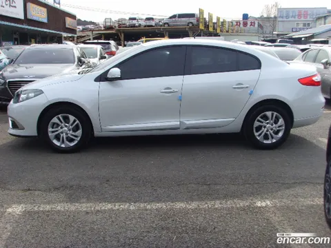 Renault SM3
