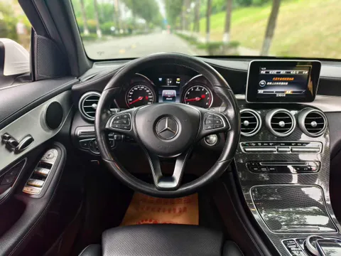 Mercedes-Benz Mercedes-Benz GLC