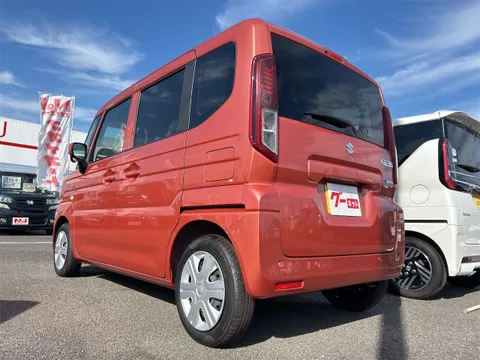 Suzuki Spacia