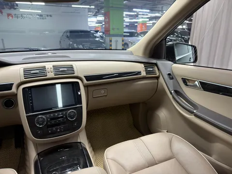 Mercedes-Benz R-Class