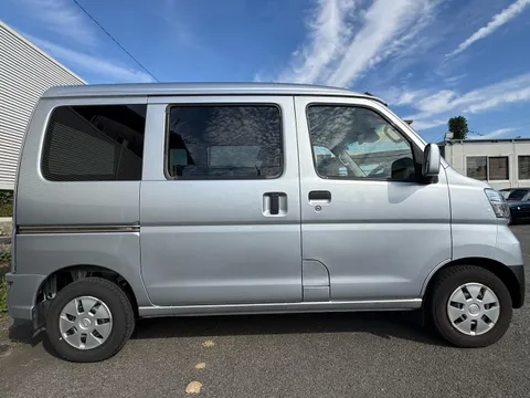 Daihatsu Hijet Cargo