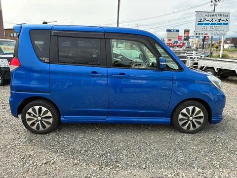 Mitsubishi Delica D:2