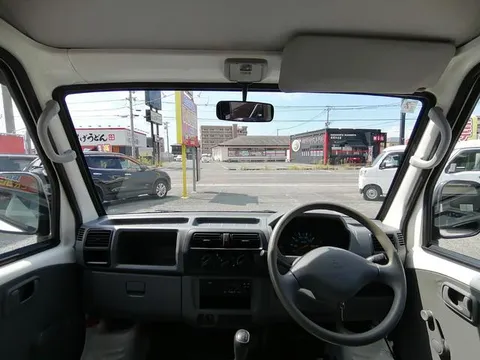 Mitsubishi Minicab Van