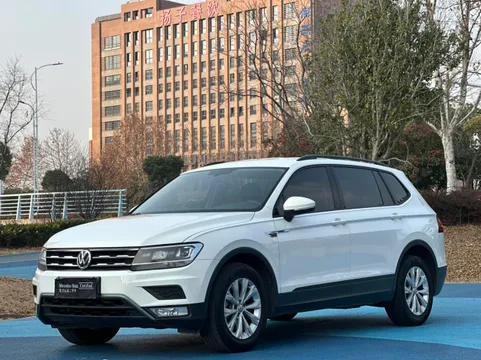 Volkswagen Tiguan L
