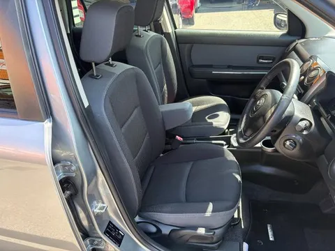 Mazda Verisa