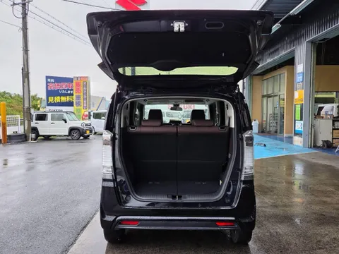 Honda N-BOX Slash