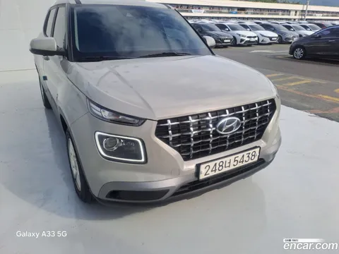 Hyundai Venue
