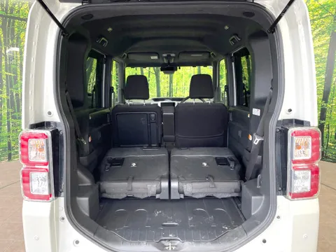 Toyota Pixis Mega