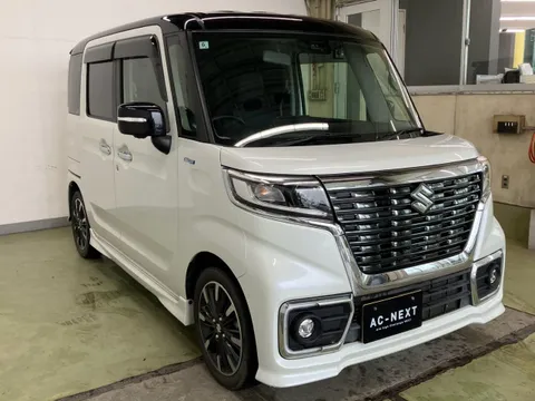 Suzuki Spacia Custom