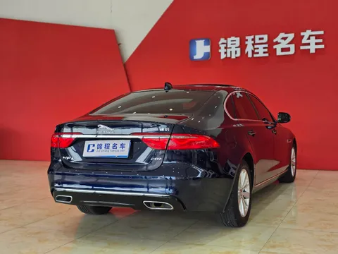 Jaguar XFL