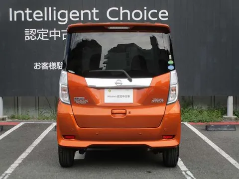 Nissan Dayz Roox