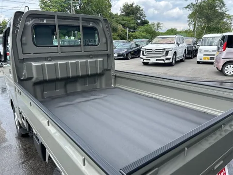 Nissan Clipper Truck