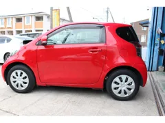 Toyota iQ
