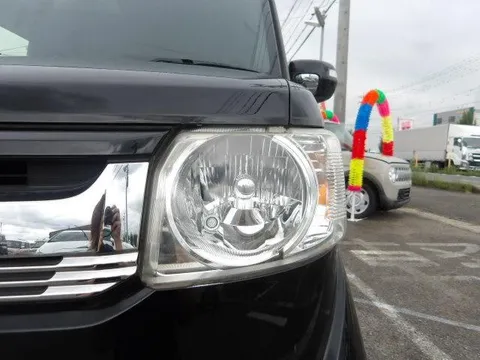 Honda N-BOX Slash