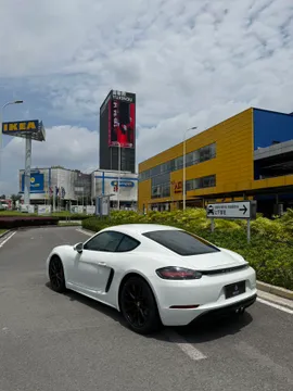 Porsche 718