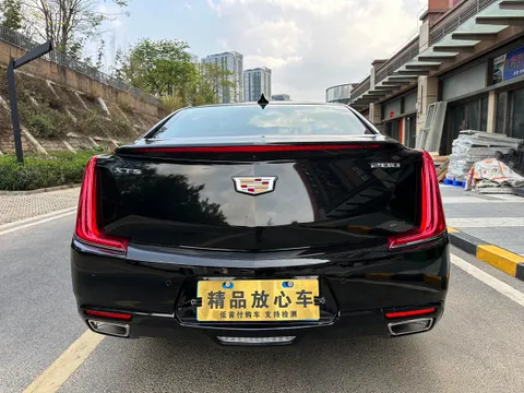 Cadillac XTS