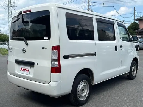 Toyota TownAce Van