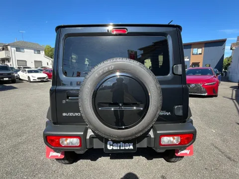 Suzuki Jimny Sierra