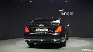 Genesis G90 (EQ900)