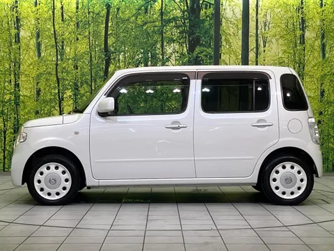 Daihatsu Mira Cocoa