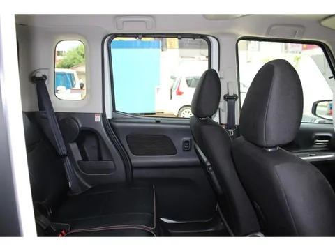 Mitsubishi eK Space Custom