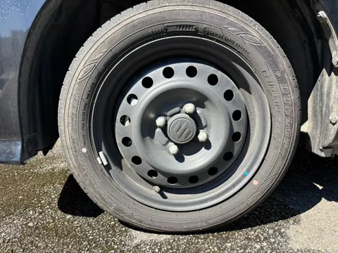Suzuki Spacia Base