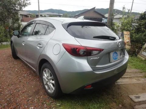 Mazda Axela Sport
