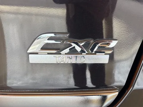 Daihatsu Tanto Exe