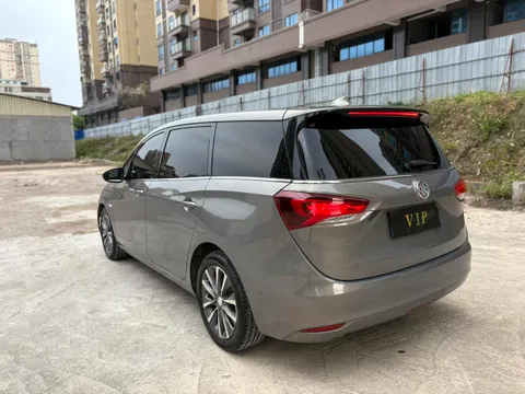 Buick GL6