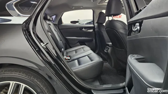 Kia Cerato (K3)