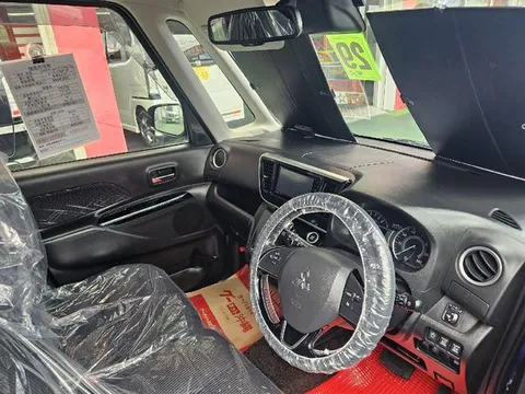 Mitsubishi eK Space Custom