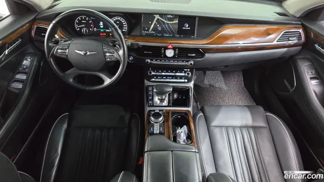 Genesis G90 (EQ900)