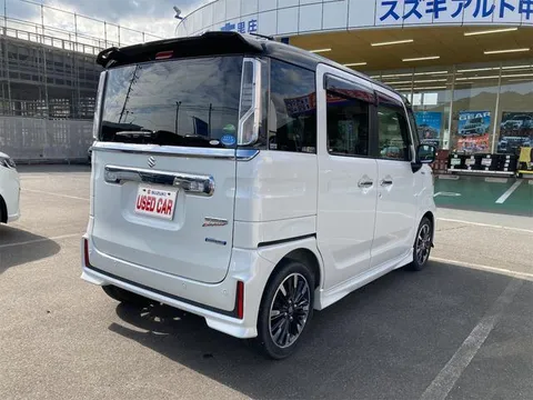 Suzuki Spacia Custom