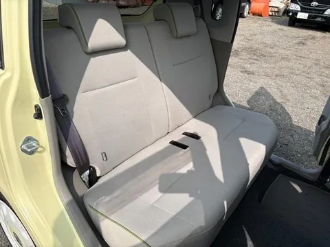 Toyota Pixis Space