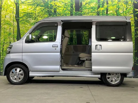 Daihatsu Atrai Wagon